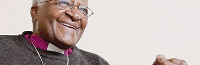 ابتسامة رجل