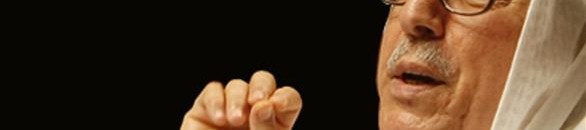 الشاعر البحريني المعروف عبدالرحمن رفيع