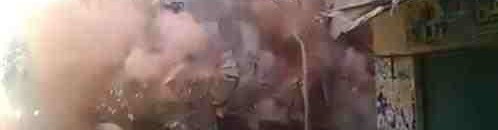 شاهد بالفيديو.. لحظة انهيار مبنى في ثوانٍ بسبب إعصار 10 انهيار مبنى