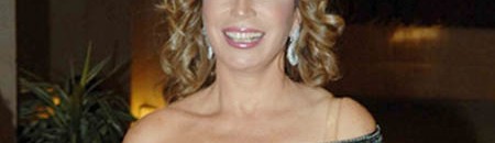 أول ظهور لابنة إيناس الدغيدي فى عقد قرانها 11 ايناس الدغيدي