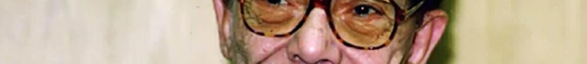 مصطفى محمود