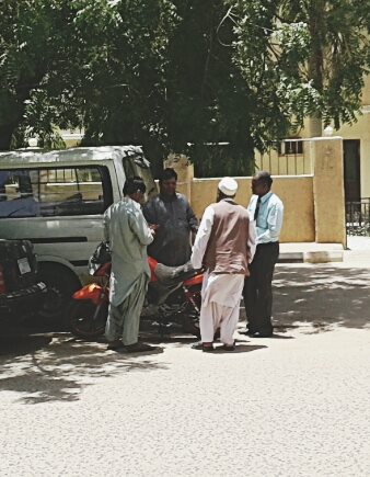 رجل أعمال باكستاني بالسودان يعفو عن شاب باكستاني أساء له عبر الفيس بوك 1 باكستاني