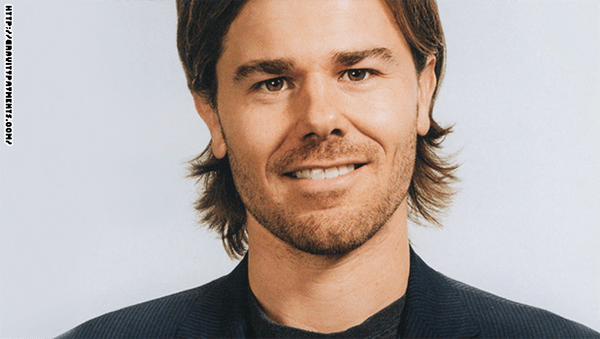 بالصور: هل هذا أفضل مدير في العالم؟ يخفض راتبه من أجل زيادة رواتب موظفيه وسعادتهم.. "يا ريت لو جزء من المدراء زييك!" 1 دان برايس