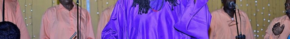 معجبو الفنان أحمد هاشم لا يقبلون (طلب صداقته) في صفحته الرسمية بـ(الفيس بوك) 10 احمد هاشم