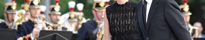 إسرائيل تحذر الأسد من أمر "لن يبقيه هو أو نظامه" 10 الأسد و زوجته