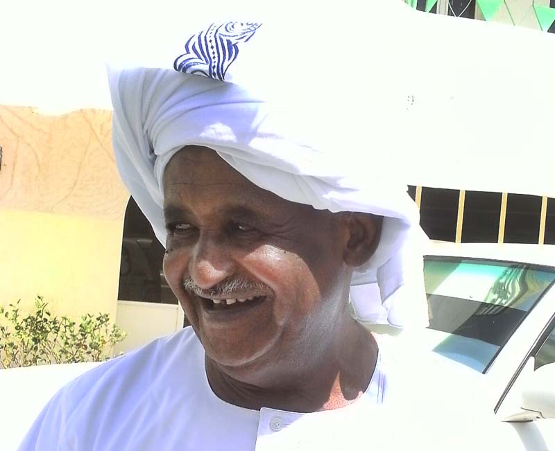 تورط (سمساعة) في منح آليات وتراكتورات بقيمة (٥٠) مليون دولار 1 سمساعة