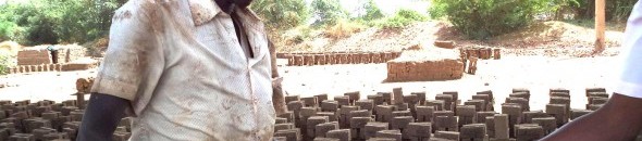 عمال الكماين … يا القابضين على الجمرة والنائمين بدون تمرة 10 عمال