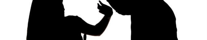 مدرس يجبر زوجته علي ممارسة "الدعارة" لعدم كفاية راتبه 10 عنف اسري ضرب