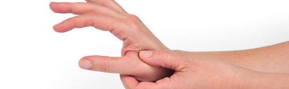 10 عادات يومية تجعلك عرضة للأمراض.. فاحذرها! 10 مد اليد