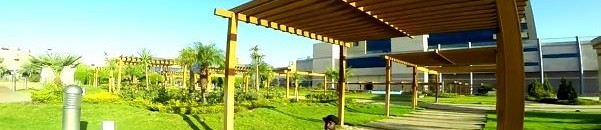 فيديو: وعلي طريقة المحترفين.. شاب سوداني يقدم تابلوهات بالكرة وسط شوارع الخرطوم..ونشطاء ...معقول دي الخرطوم ولا باريس ؟! 10 0258