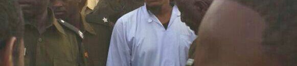 نجل الشيخ أبوزيد يحضر تشييع جنازة والده تحت حراسة أمنية مشددة ! 10 11215904 10152956478353335 899502287 n