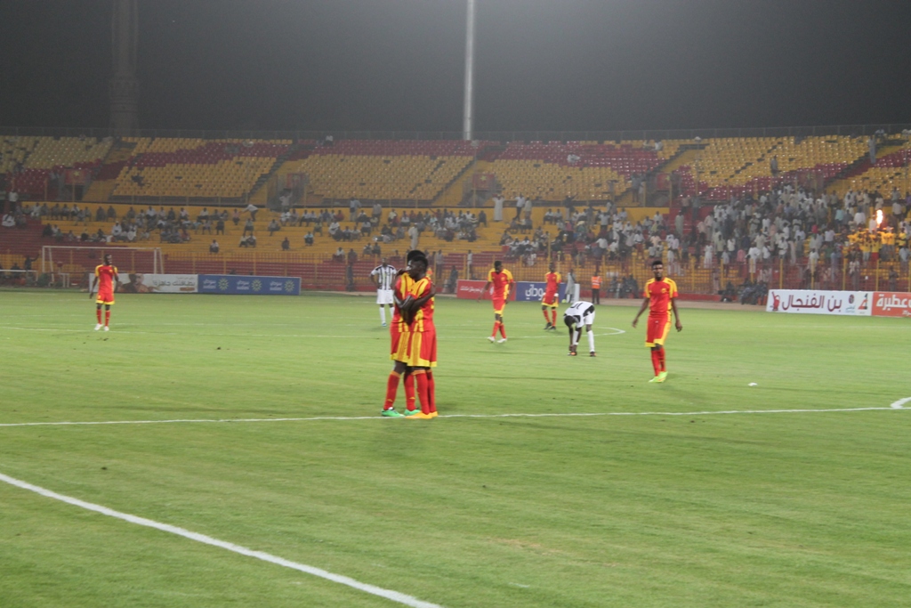 بالصور والفيديو.. المريخ يقسو علي سيد الأتيام بخماسية ويستعيد الصدارة قبل مباراة القمة المصيرية 13 IMG_0535