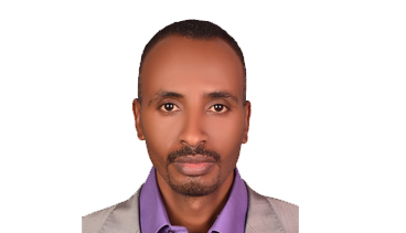 مقرر المجلس التشريعي لحركة العدل والمساواة حذيفة محي الدين محمد: د. خليل اورثنا مؤسسة قومية وقوية وجبريل أضاعها 1 حذيفة