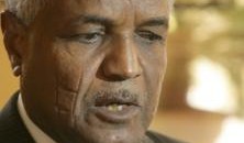 الأمين دفع الله: الحزب الحاكم لن يتمسَّك بوالٍ غير مرغوب فيه 10 بروفيسور الأمين دفع الله