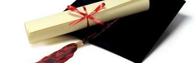 طبيب يبيع الماء في السوق الخريجون.. شهادات للزينة فقط 10 شهادة جامعية