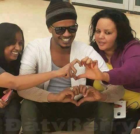 صور: ندي القلعة مع حسين الصادق تجتاح مواقع التواصل الاجتماعي وتتصدر قائمة اللقطات الأكثر تبادلاً ومشاهدة 2 ندي القلعة وحسين الصادق