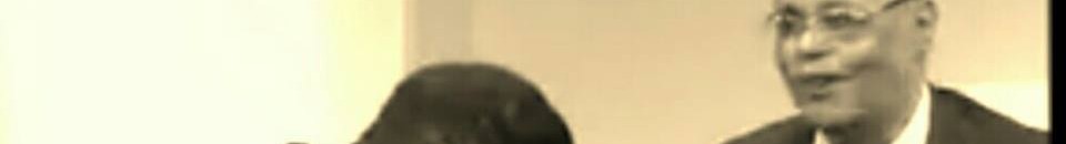 بالصور وبعد مصافحة قدور له.. أصدقاء الفنان طه سليمان يمجدونه ويشبهونه بأساطير كرة القدم رونالدو وميسي ومورينهو 14 11204895 799115273537428 1663811772506023899 n