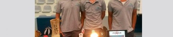 إماراتيون يبتكرون حذاء لشحن بطارية الهاتف والكمبيوتر أثناء المشي + صورة 11 2271202082 598x301