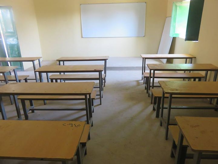 سيد الطيب يكتب: الاعلامي السوداني الشهير "لقمان احمد" يعيد مدرسته للنور وتصبح من أولى المدارس الإبتدائية الإلكترونية فى السودان 2 الملم1