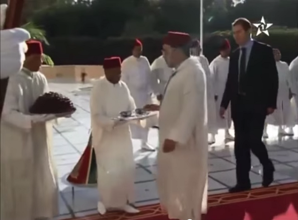 تمر و حليب في نهار رمضان