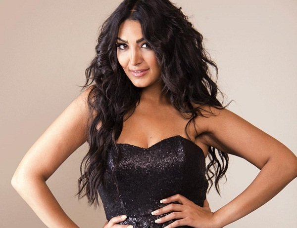 |شاهد بالفيديو| سالي عبدالسلام تكشف عن صورتها قبل خسارة وزنها: «كنت 116 كيلو» 1 سالي عبدالسلام