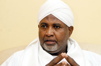 شعيب: لا إعتراض على ترشح البشير لدورة رئاسية جديدة 1 شعيب