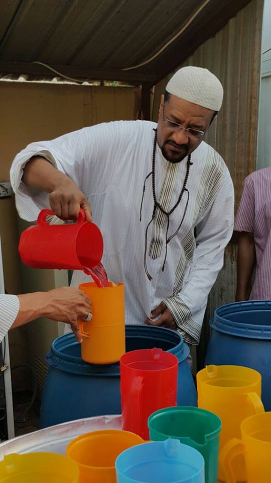 بالصور.. البشير يزور شيخ الامين في مسيده ومحبي شيخ الامين يكتبون..الملوك زاروك في مسيدك جوك 2 شيخ الامين2