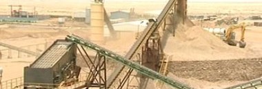 جيلوجي سوداني يعلن احتضان السودان 52 مليار طن من الحديد شمال البلاد 10 تنقيب