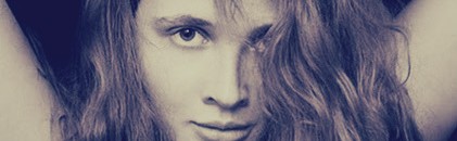 قصة فتاة تبلغ 23 عامًا «ارتبطت عاطفيًا» بـ99 شابًا: قررت التوقف انتظارًا لـ«الفارس رقم 100» 10 زوي ليجون