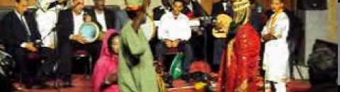 "القونة".. فنانة بيوت الأعراس 10 قونة