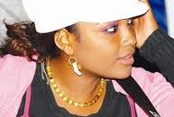 الفنانة ليزا شاكر: لست كسولة ولكني أنتقي أعمالي... 10 ليزا شاكر