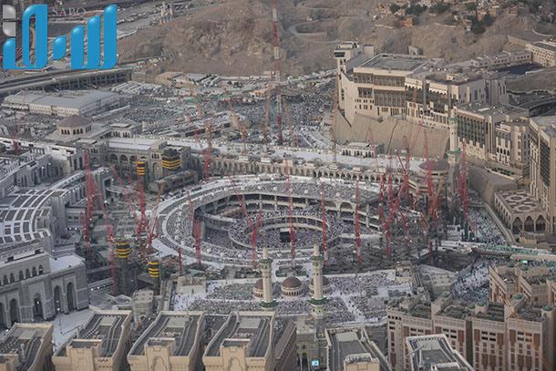 شاهد بالصور .. "الحرم المكي" بين قدسية المكان وروحانية الزمان 10 11460_60529