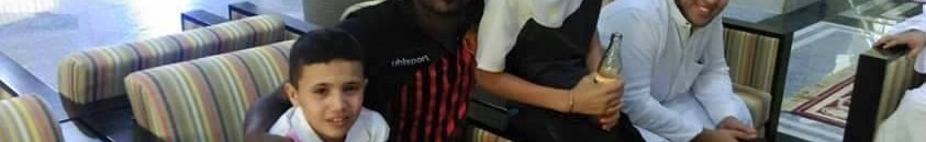 شاهد بالصور .. الجزائريون يتدافعون عفويا لتقديم تهاني العيد لبعثة المريخ بالفندق و التونسي العابد عضو الجهاز الطبي يرتدي الجلابية والعمامة السودانية 13 11742877 258939310943493 3562595621107041000 n