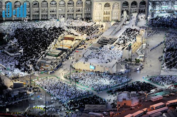 شاهد بالصور .. "الحرم المكي" بين قدسية المكان وروحانية الزمان 28 39889_38412