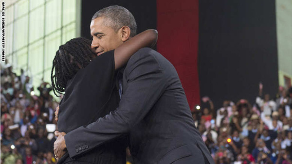 6 مرات بكى فيها أوباما أمام العالم 1 اوباما و أوما
