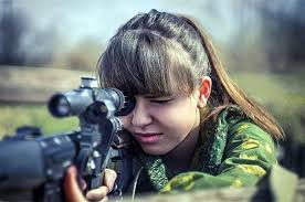 بالصور ... 5 أسباب تدفع الفتيات للالتحاق بالجيش الروسي 1 روسيا