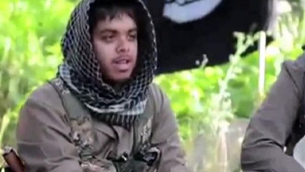 مقتل الداعشي الذي أراد أن يصبح رئيسا لوزراء بريطانيا + صور 1 رياض خان