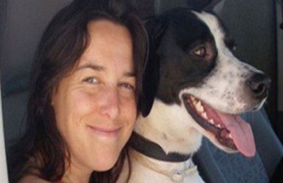 بالفيديو .. كلب ينعش قلب صاحبته لإنقاذ حياتها 1 زوجة الكلب