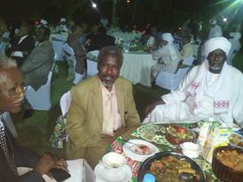 بالصور.. حفل الإفطار الرمضاني السنوي.. بمنزل سفير السودان بالقاهرة وصلاة التراويح مع الشيخ الزين محمد أحمد 8 سفير7