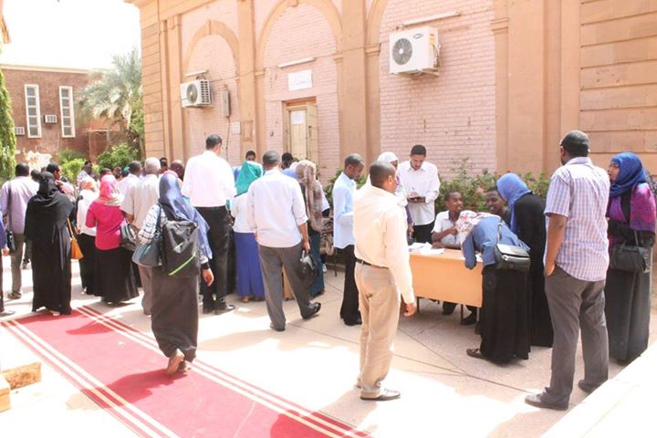 ندوة طب الخرطوم: زيادة أعداد المصابين بإلتهاب الكبد C.. ليست بسبب المهاجرين المصريين إلى السودان.. السبب هو.. سفر السودانيين للعلاج في مصر+ صور 2 طب1