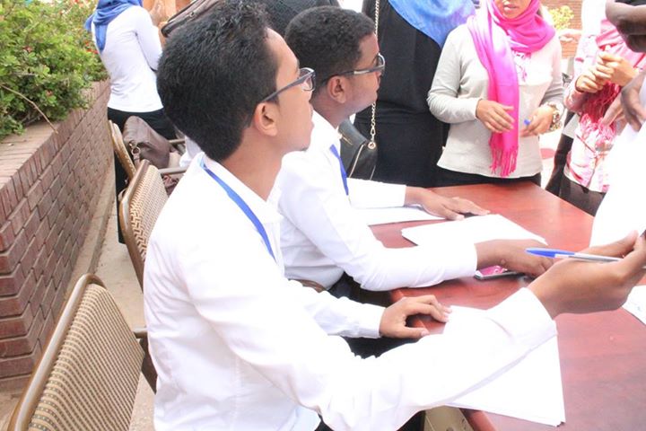 ندوة طب الخرطوم: زيادة أعداد المصابين بإلتهاب الكبد C.. ليست بسبب المهاجرين المصريين إلى السودان.. السبب هو.. سفر السودانيين للعلاج في مصر+ صور 3 طب2