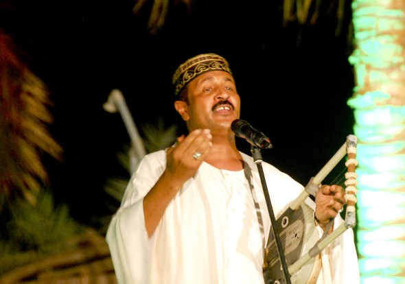 الفنان عبد الرحيم البركل: الحركة مرهقة ورمضان أسخن في السودان 1 عبدالرحيم الربكل