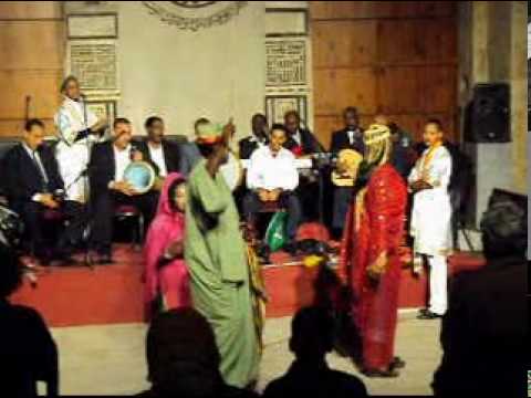 "القونة".. فنانة بيوت الأعراس 1 قونة