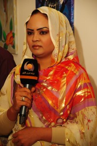 فتاة تقتحم استديوهات النيل الأزرق بسبب مودة حسن 1 مودة حسن 1