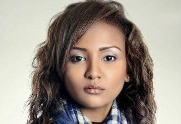 وسام تتربع على حوش النور 1 وسام