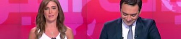 بالفيديو .. ممثلة عالمية تتعرض لموقف محرج: ارتدت «فوطة» على الهواء 10 نوبة ضحك تجتاح مذيعيْن