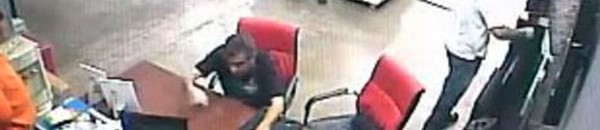 يفقد أعصابه