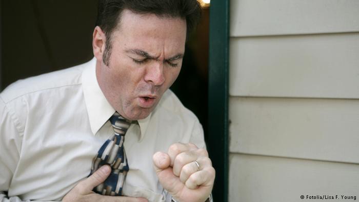 لون البلغم دليلك للتعرف على نوع مرضك 1 017150662 30300