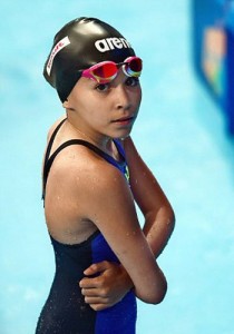 بالصور طفلة 10 سنوات تشارك فى بطولة العالم للسباحة