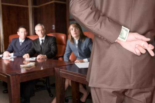 كاميرا سيارة ترصد مخطط احتيال فاشلا 1 احتيال1